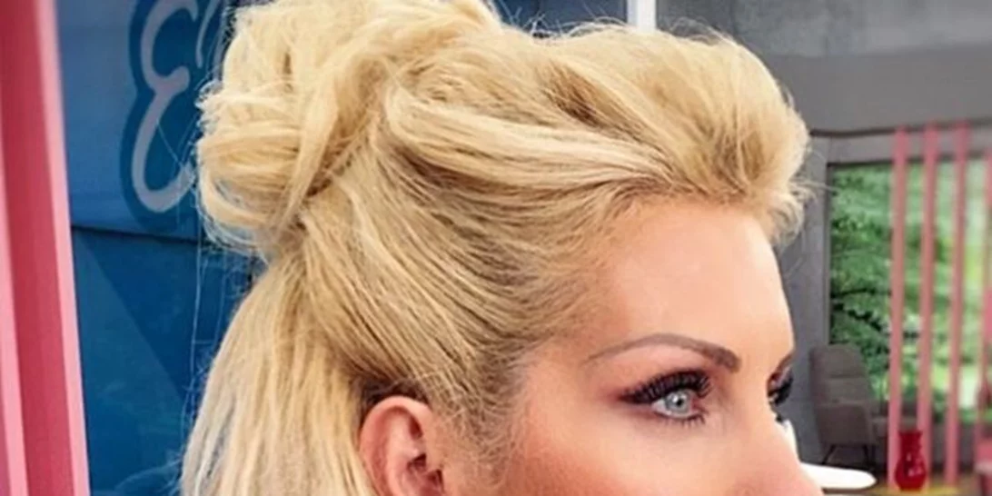 Ελένη Μενεγάκη: Τι φόρεσε στην εκπομπή της Παρασκευής