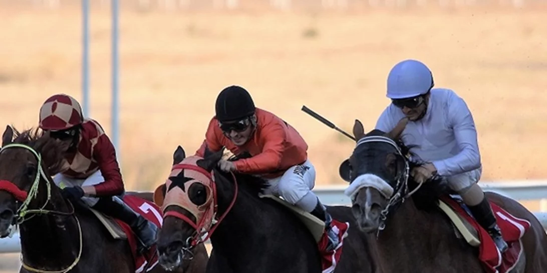 Ιππόδρομος: Όσα θα ζήσεις την Τετάρτη 5 Ιουλίου στο μεγάλο Ντέρμπι