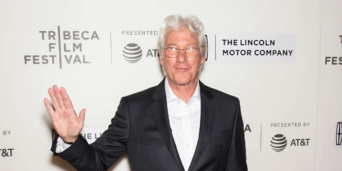 Richard Gere: Αυτή είναι η κατά 33 χρόνια νεότερη σύντροφός του