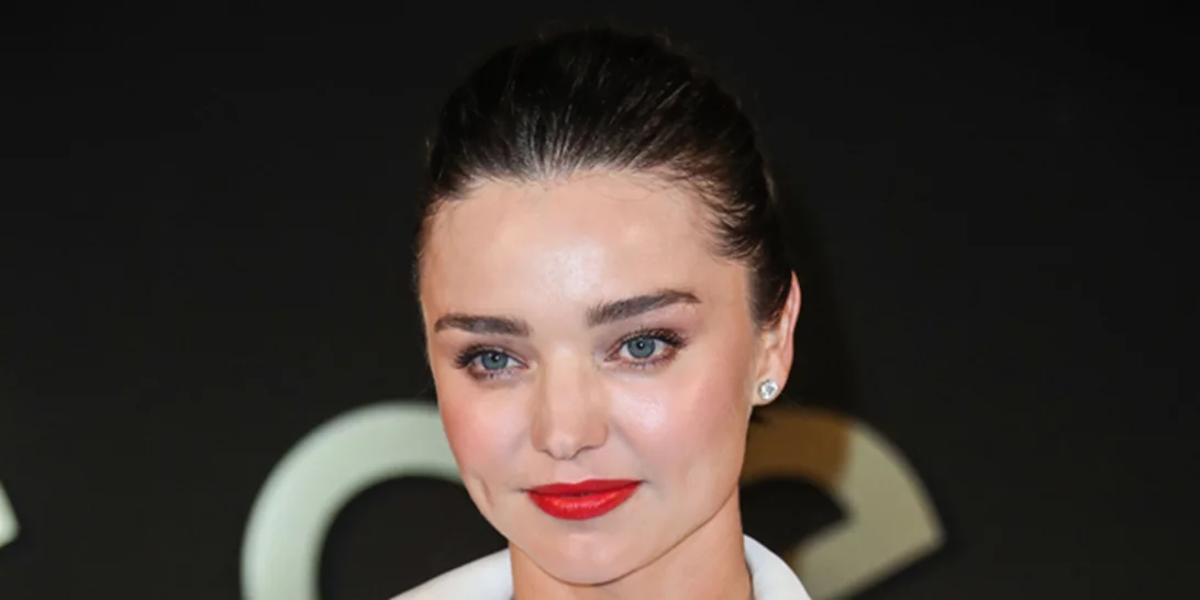 Miranda Kerr: Παρέδωσε κοσμήματα αξίας εκατομμυρίων δολαρίων στις αμερικανικές αρχές