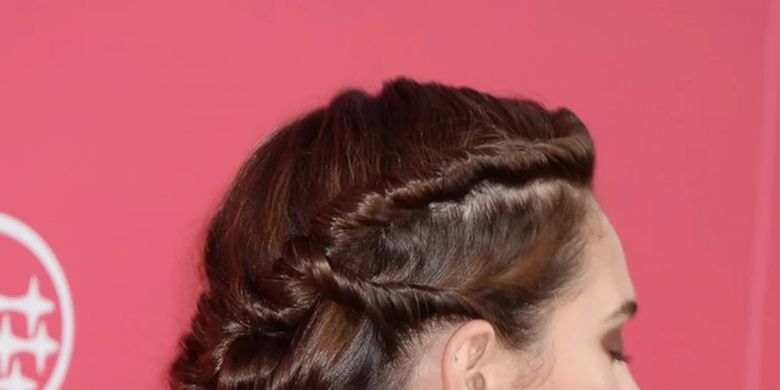 Αυτό είναι το χτένισμα που θα κάνεις όλο το Σαββατοκύριακο!