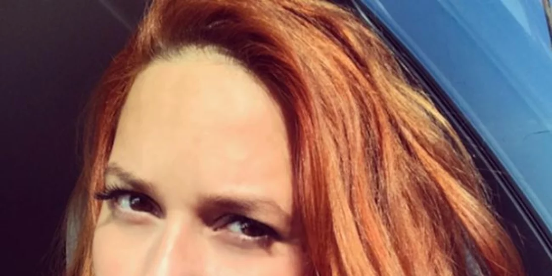 Σίσσυ Χρηστίδου: Με κόκκινο ολόσωμο βάζει "φωτιά" στο Instagram