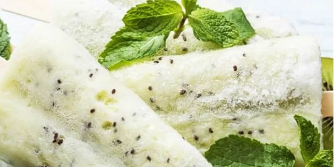 Οι 4 υγιεινές λιχουδιές για το καλοκαίρι: Παγωτό μπανάνα, πίτσα καρπούζι, γρανίτα γιαουρτιού και άλλες ιδέες!