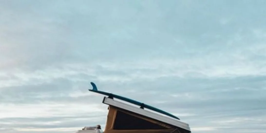 Beach please! Οι Instagram λογαριασμοί που σε στέλνουν κατευθείαν στην παραλία