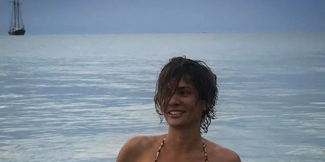 Δήμητρα Ματσούκα: Ποζάρει με καυτό μπικίνι και μοναδικές αναλογίες