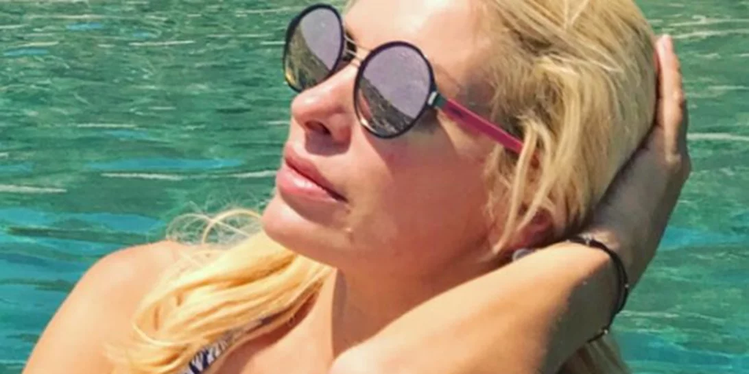 Ελένη Μενεγάκη: Η νέα σέξι φωτογραφία κατά τη διάρκεια των διακοπών της