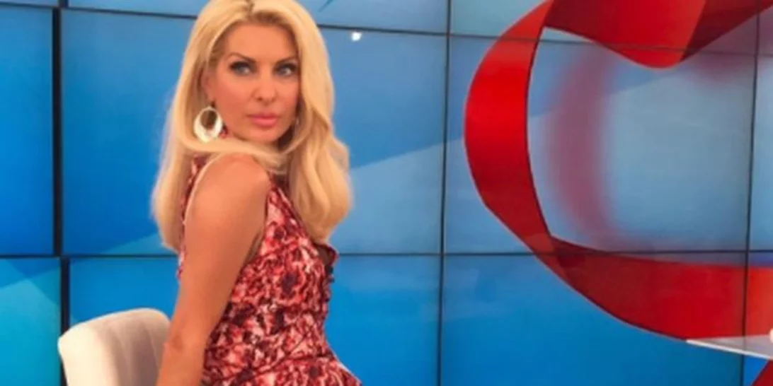 Ελένη Μενεγάκη: Καλοκαιρινές διακοπές με τον αδερφό της