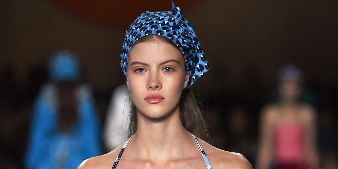 Μαγιό 2017: Μπικίνι, ολόσωμα και beachwear looks από την πασαρέλα