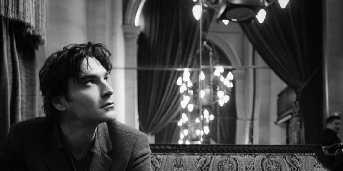 Χριστόφορος Παπακαλιάτης: Διακοπές με γοητευτική παρουσία