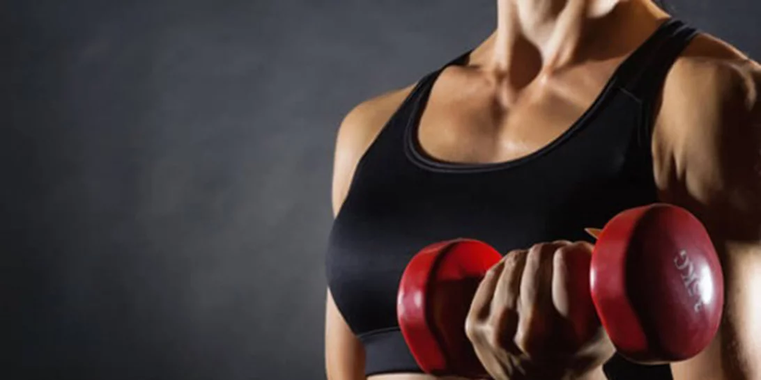 Πώς θα σφίξει το σώμα μου; Έχουμε τα έξυπνα tips από τη γυμνάστρια!