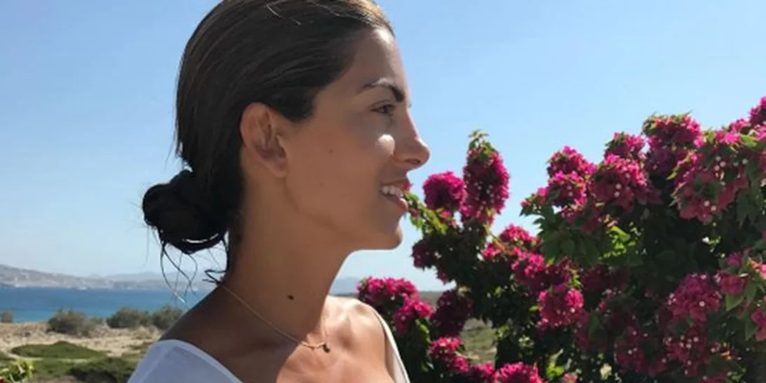 Σταματίνα Τσιμτσιλή: Στην παραλία με τις κόρες της