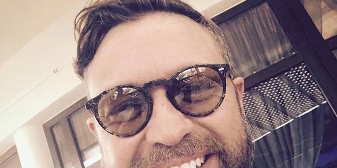 Γιάννης Βαρδής: Το γλυκό video με την κορούλα του στο κρεβάτι