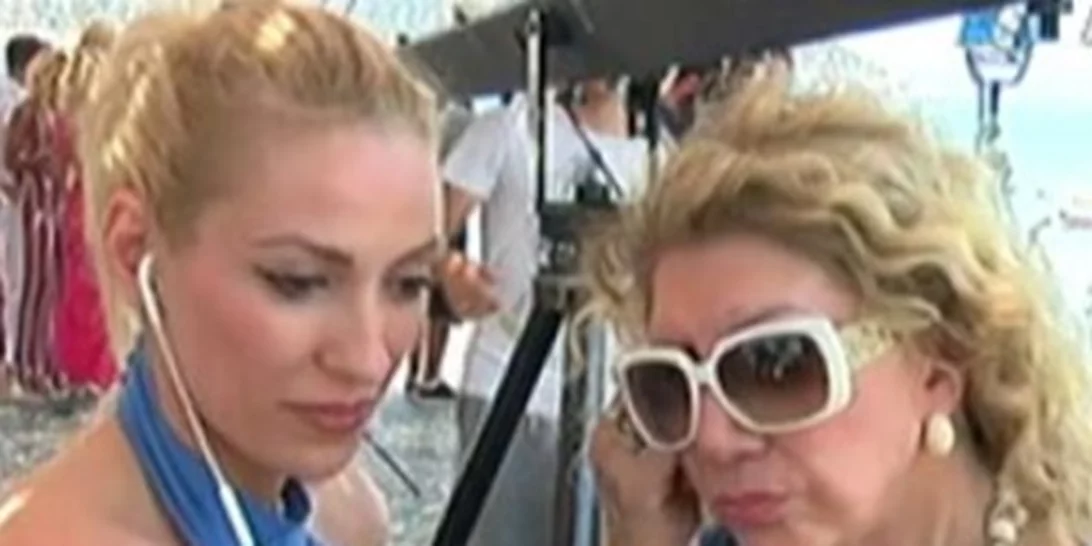 Λίτσα Πατέρα: Η ερώτηση που την έκανε να διακόψει τη συνέντευξη στη Χριστίνα Λαμπίρη