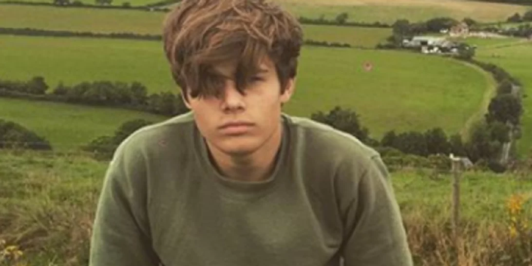 Arthur Chatto: Πώς ο ανιψιός της βασίλισσας Ελισάβετ έγινε το πιο sexy viral θέμα του καλοκαιριού στη Βρετανία;