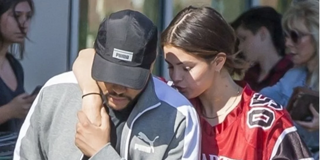 Η Selena Gomez με το πιο αποκαλυπτικό streetstyle look που έχεις δει