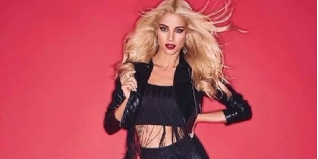 Δούκισσα Νομικού: Χωρίς μακιγιάζ στην παραλία