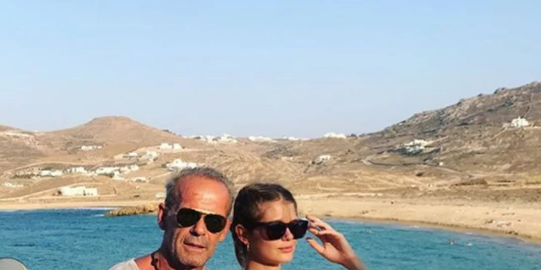 Αμαλία - Αλεξάνδρα Κωστοπούλου: Διακοπές στη Μύκονο μαζί με τον Πέτρο Κωστόπουλο