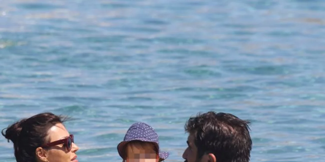 Σίσσυ Φειδά: Στη Μύκονο μαζί με τον Γιώργο Ανδρίτσο και την κόρη της