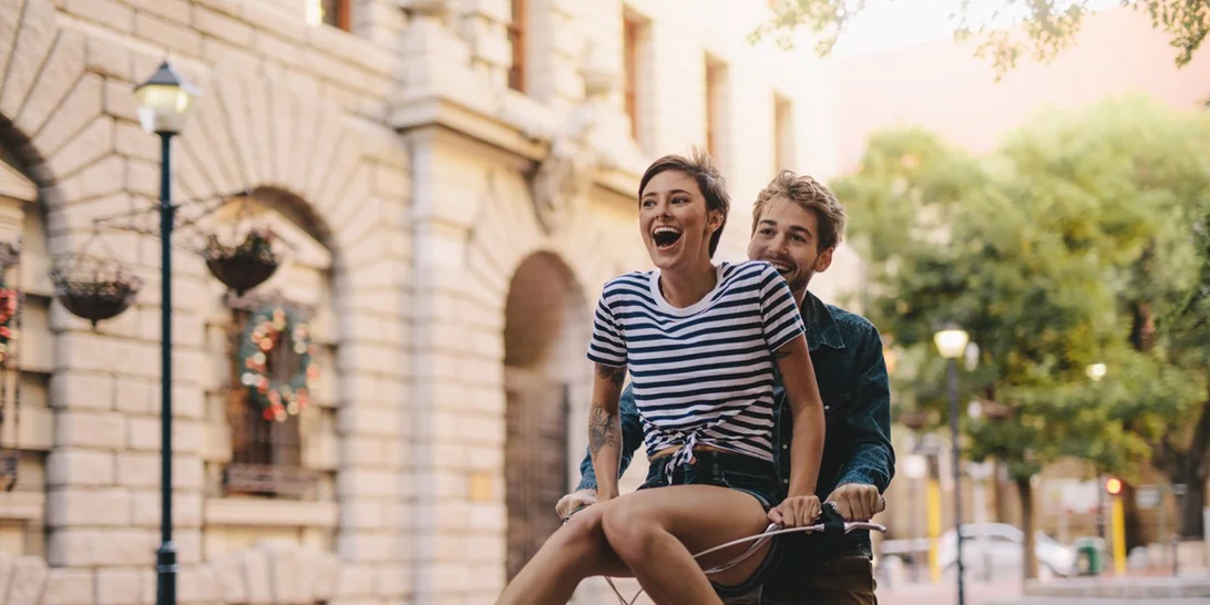 Τι ζητάμε για να είμαστε ευτυχισμένοι σε μια σχέση ανάλογα με το ζώδιό μας;