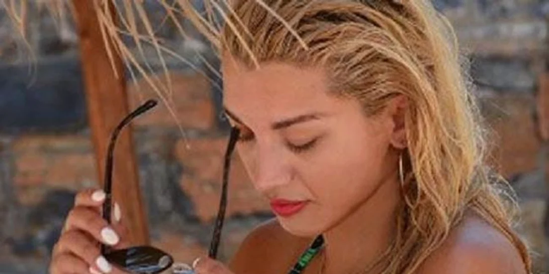 Κωνσταντίνα Σπυροπούλου: Νυχτοπερπατήματα με την αδερφή της στη Ρόδο