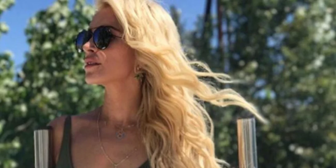 Κατερίνα Καινούργιου: Διακοπές στη Νάξο μαζί με την διάσημη κολλητή της