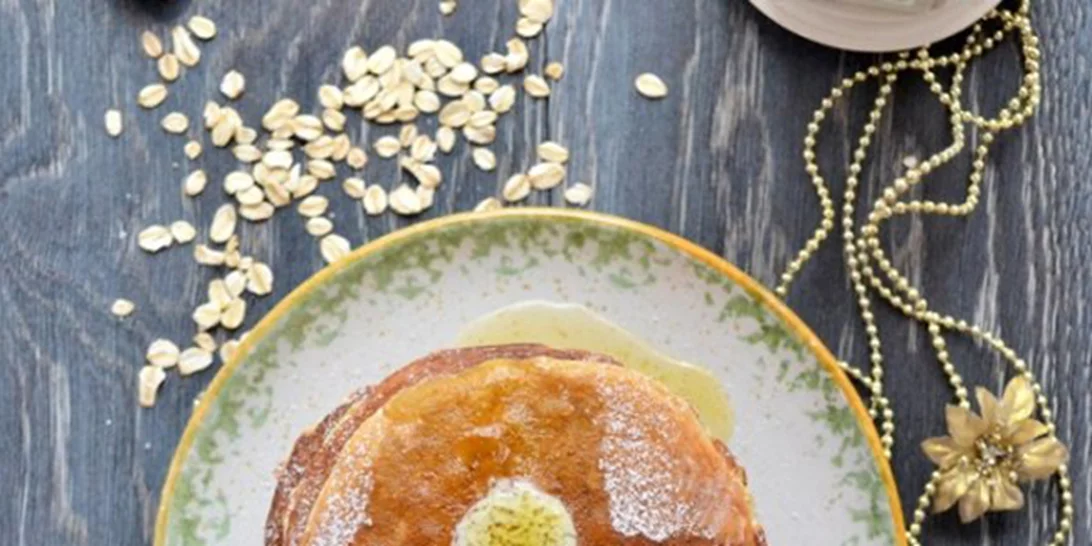 Σούπερ healthy pancakes με βρώμη και γιαούρτι από την Άντα Λιβιτσάνου
