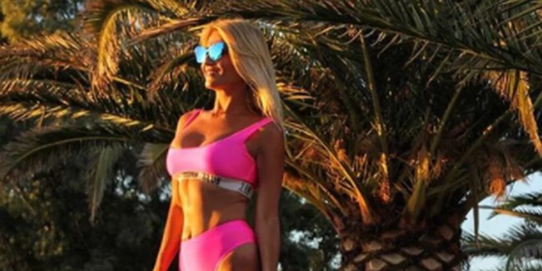 Φαίη Σκορδά: Παιχνίδια με τους γιους της στις διακοπές