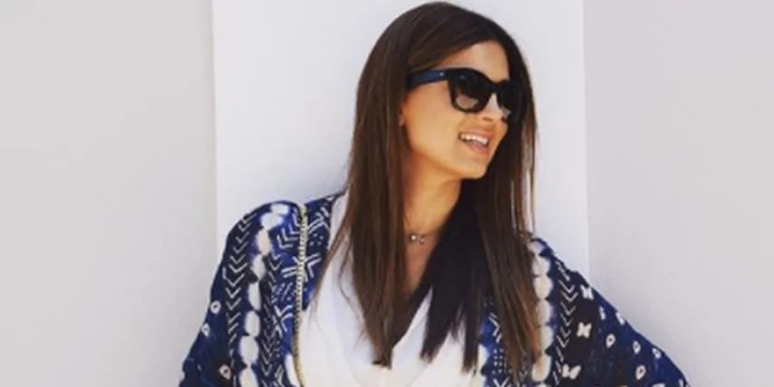 Σταματίνα Τσιμτσιλή: Ποζάρει μαυρισμένη και χωρίς ίχνος μακιγιάζ