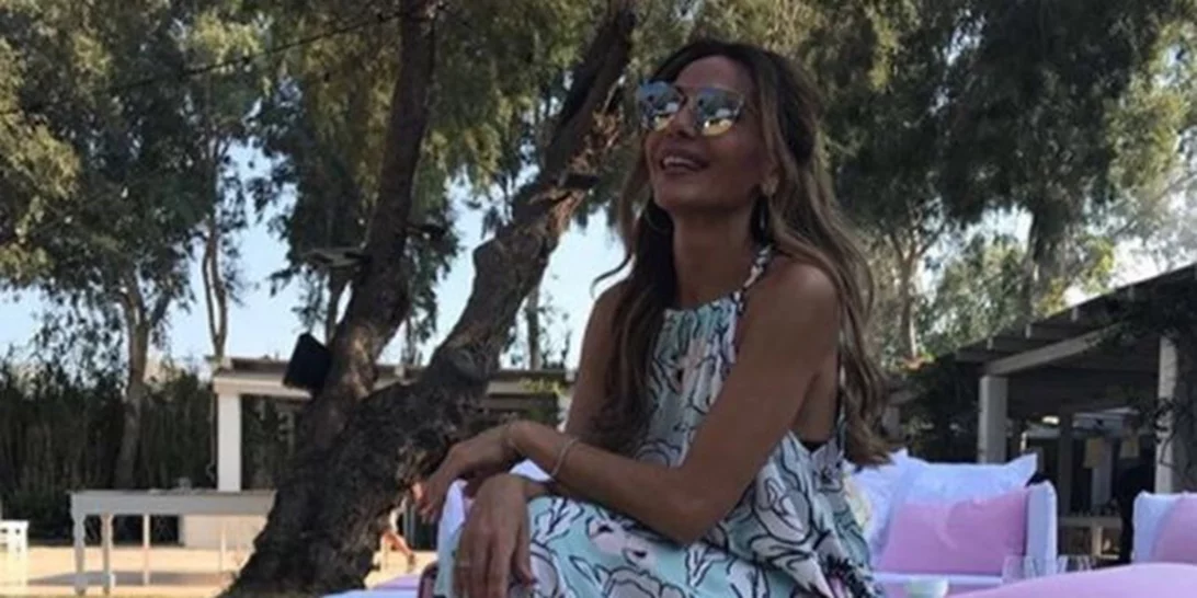 Δέσποινα Βανδή: Βολτάρει στο κέντρο της Αθήνας σαν τουρίστρια