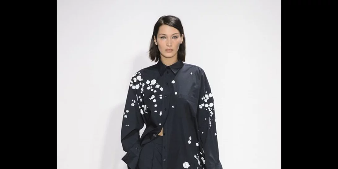 Oscar de la Renta, Carolina Herrera, Helmut Lang SS '18: Τα ωραιότερα looks των συλλογών