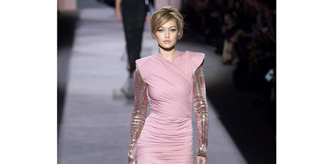 Tom Ford Άνοιξη/ Καλοκαίρι 2018 | Ορίζει το νέο -ρετρό- σέξι