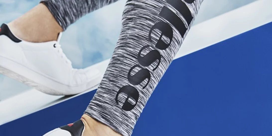 ΑΥΤΌ το casual sneaker είναι το επόμενο μεγάλο trend! Και το έχεις ήδη φορέσει!