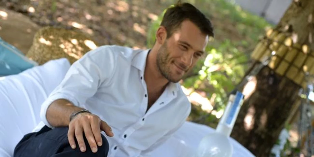 Αντίνοος Αλμπάνης | Η ριζική αλλαγή στην εμφάνισή του