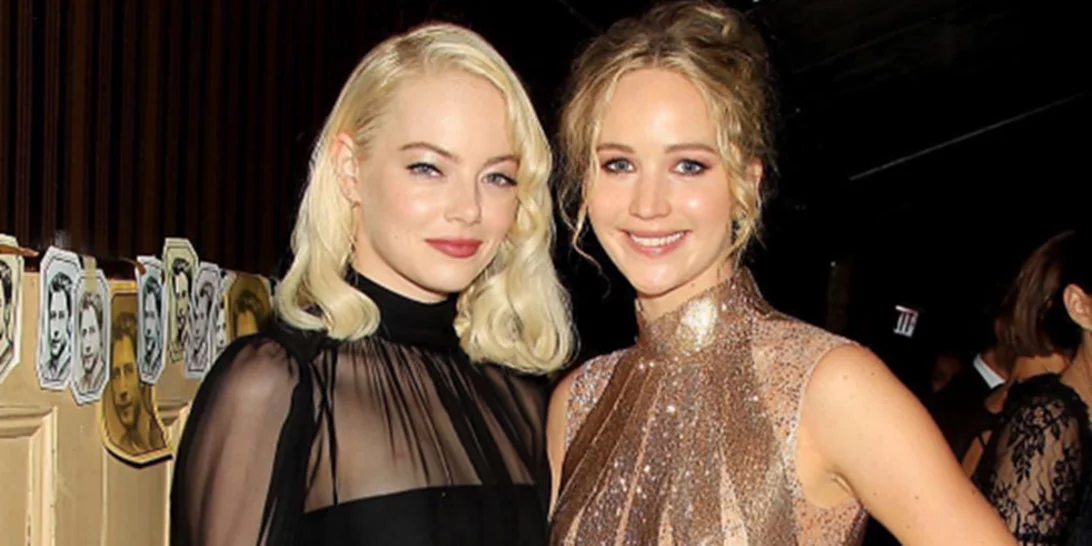 Η πιο αμήχανη στιγμή σίγουρα ανήκει στην Emma Stone και στην Jennifer Lawrence!