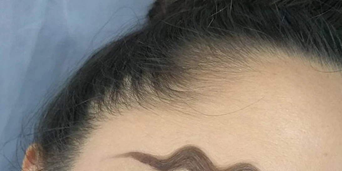 Δεν γίνεται να μην είδες αυτό το trend στα φρύδια - Οι δικές μας σκέψεις