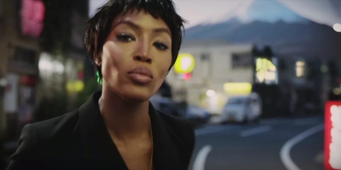 Naomi Campbell: Πρωταγωνιστεί στην ταινία για τη νέα φθινοπωρινή καμπάνια της Η&Μ