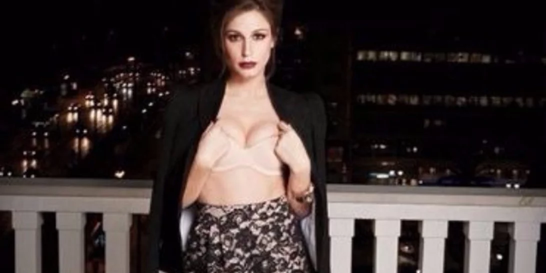 Κατερίνα Παπουτσάκη: Ποζάρει πιο sexy από ποτέ!