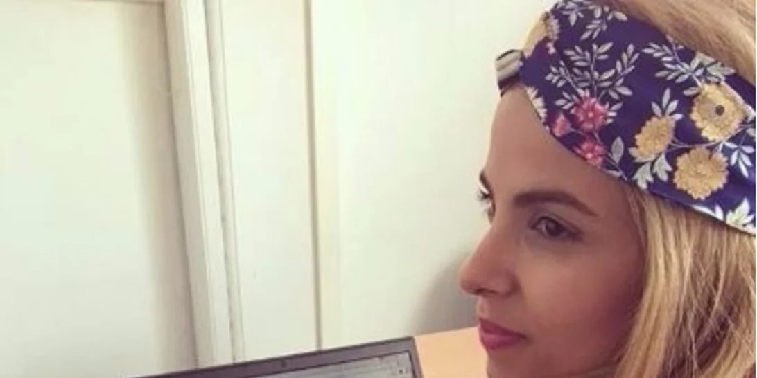 Τζένη Μελιτά: Βουτιές στην Ικαρία με ολόσωμο μαγιό