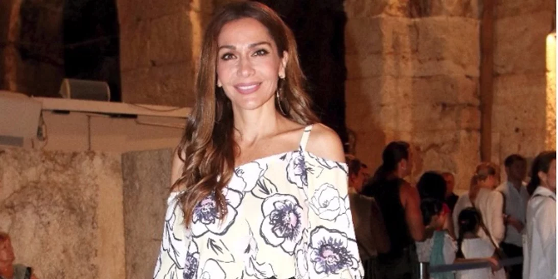 Δέσποινα Βανδή: Σπάνια βραδινή έξοδος με την κόρη της