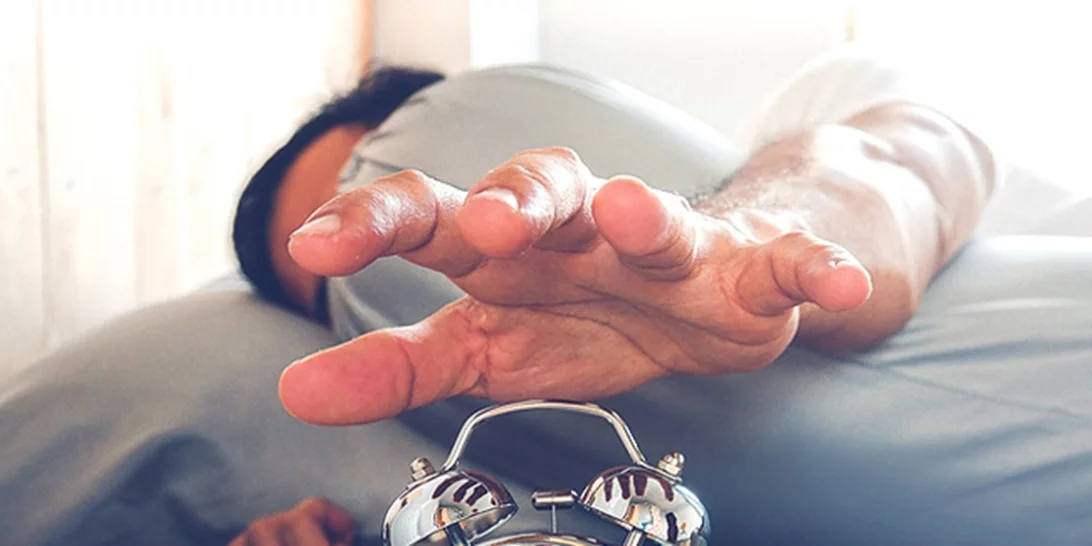 Να γιατί το snooze στο ξυπνητήρι κάνει κακό στην υγεία σου