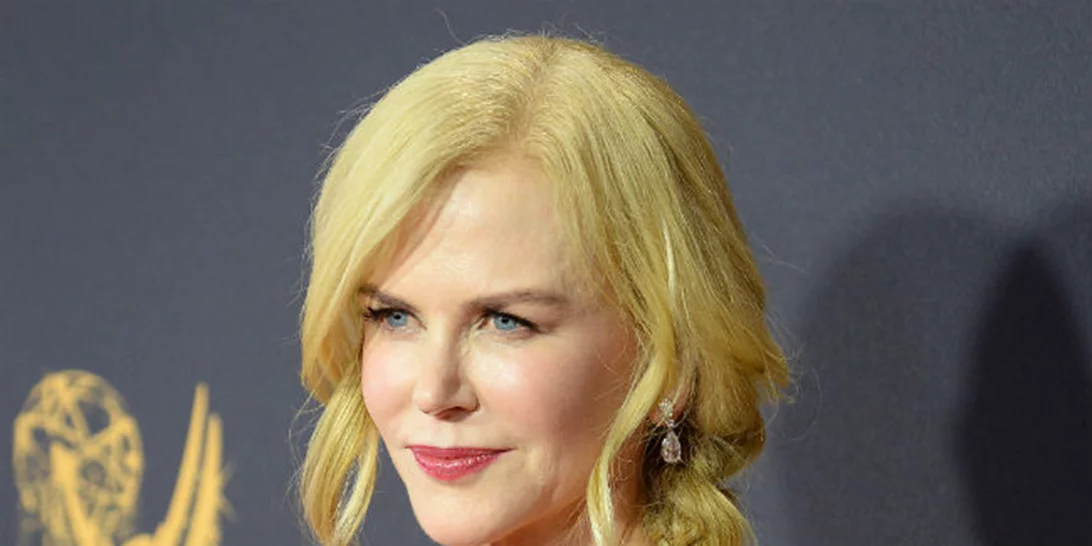 Emmy Awards 2017: Οι αφίξεις στο κόκκινο χαλί