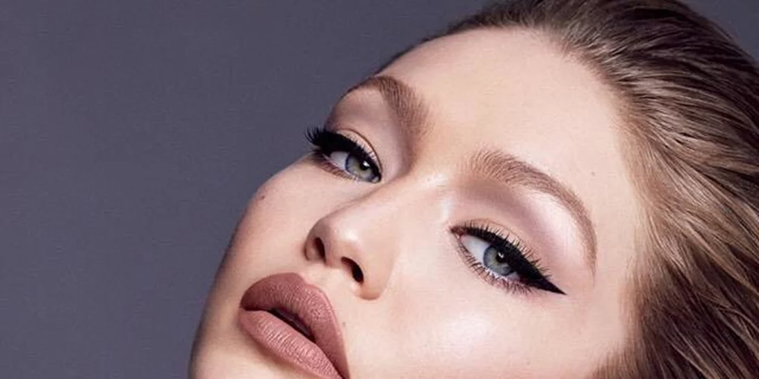 Gigi Hadid x Stuart Weitzman: H Gigi Hadid μόλις λάνσαρε τα δικά της mules!