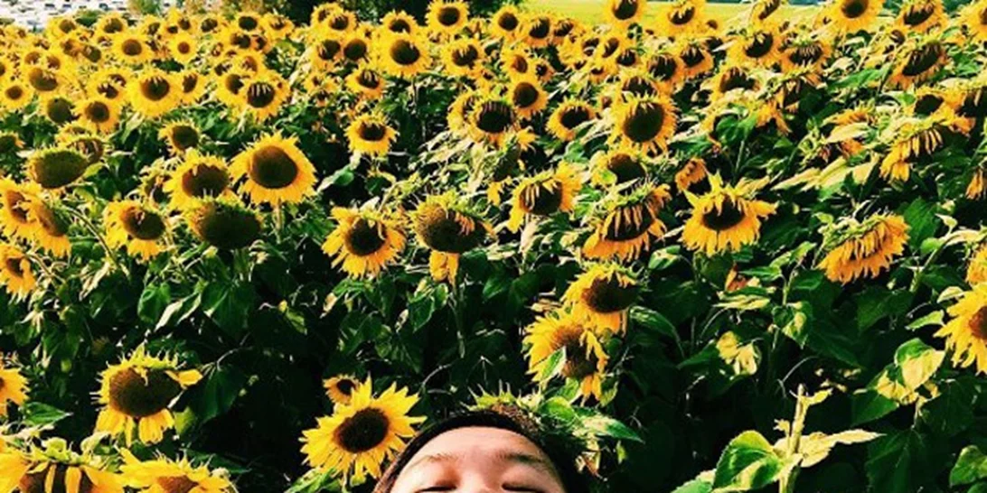 Είναι το chinning η νέα selfie;