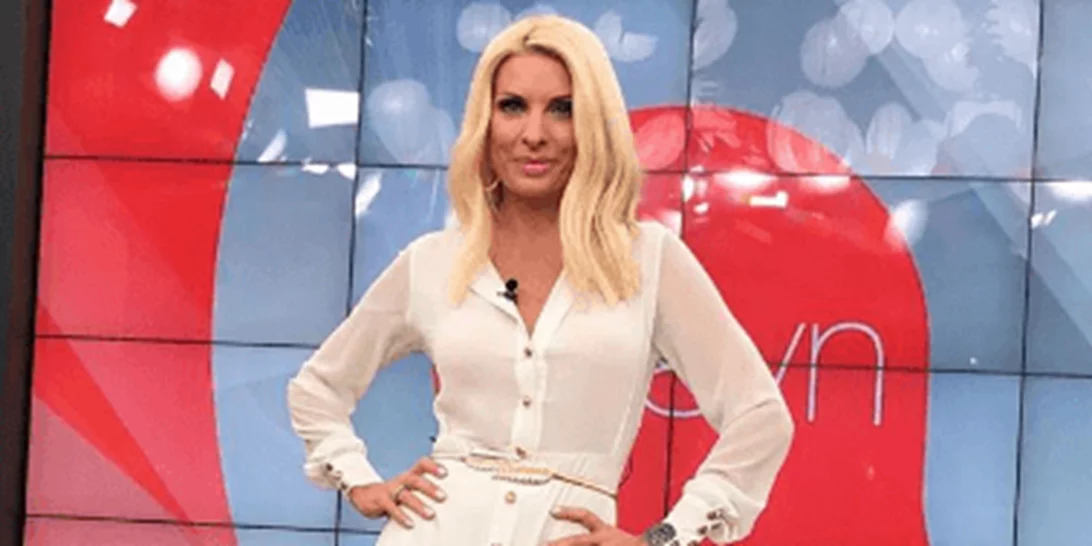 Σχολιάζουμε τι φόρεσαν οι επώνυμες Ελληνίδες στις πρεμιέρες των εκπομπών τους