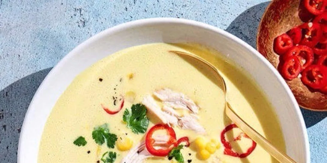 Μαγική γεύση με λίγες θερμίδες: Σούπα με καρύδα και καλαμπόκι