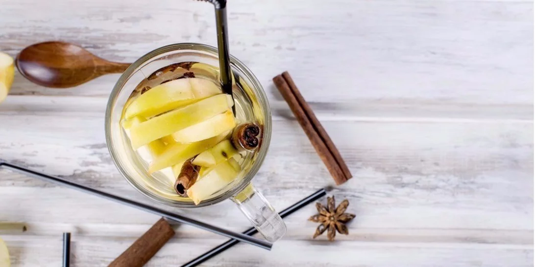 Detox Water: 4 συνταγές που θα σου χαρίσουν επίπεδη κοιλιά