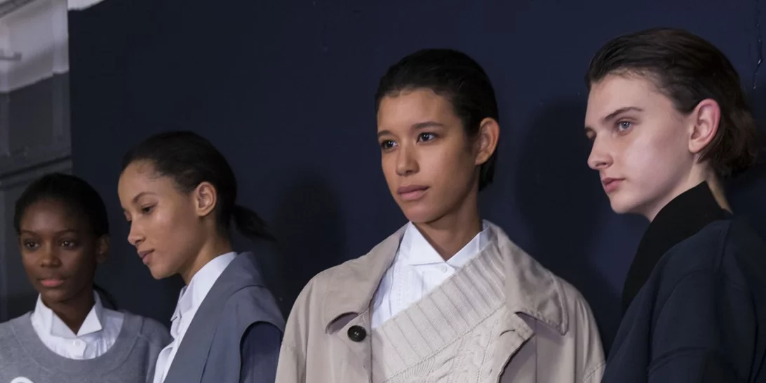 Trench coat: Δες πώς θα το συνδυάσεις από το πρωί μέχρι το βράδυ