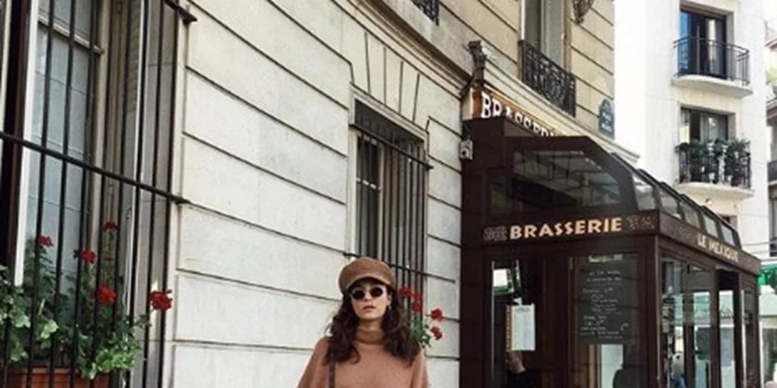 4 stylish και κλασικοί συνδυασμοί με τζιν παντελόνι, ιδανικοί για την άνοιξη