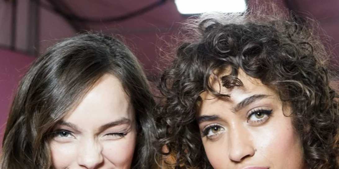 Επιτέλους, η Victoria's Secret συνεργάζεται και επίσημα με τον οίκο Balmain!