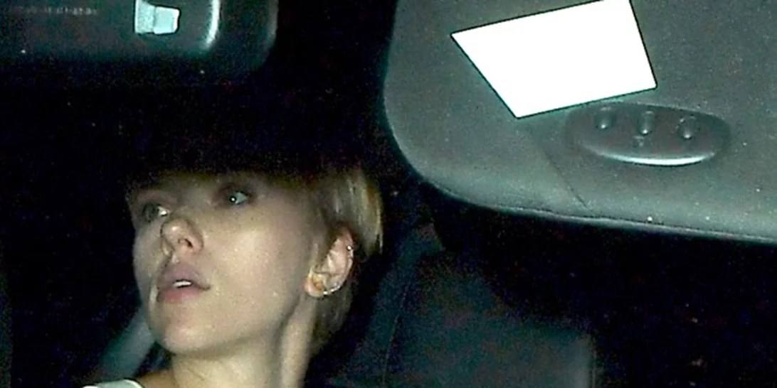 Scarlett Johansson: Η πρώτη της δημόσια εμφάνιση με το νέο της σύντροφο
